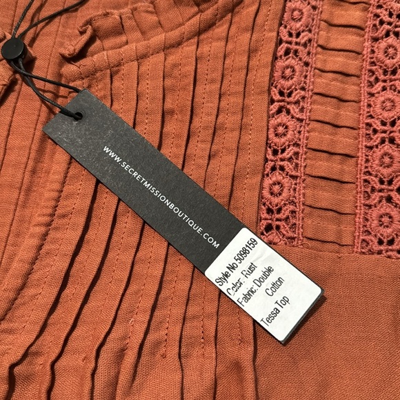NWT secret mission Tessa top in Rust M - Picture 10 of 10